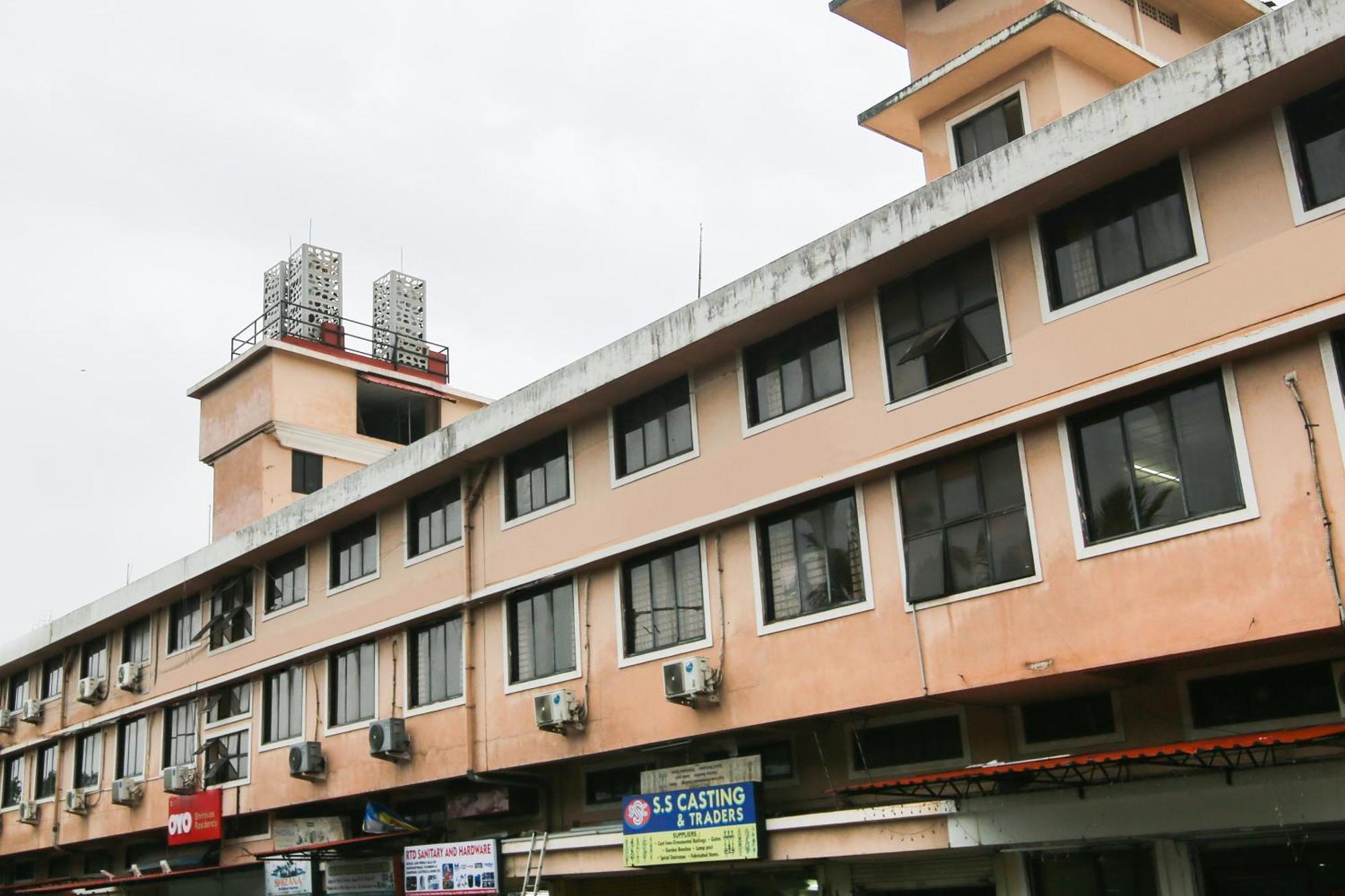 Hotel O Raviraj Classic Cana Buitenkant foto