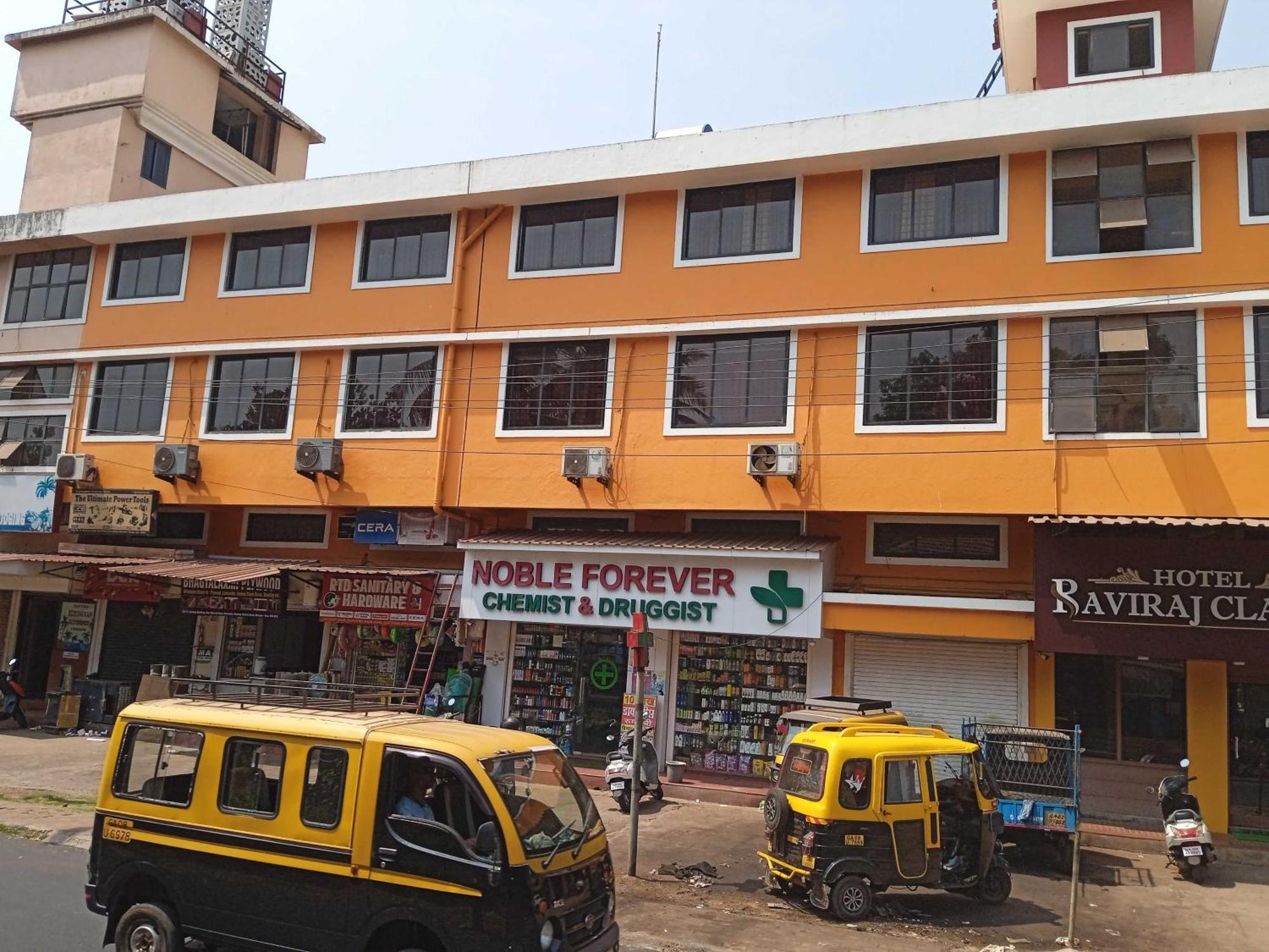 Hotel O Raviraj Classic Cana Buitenkant foto